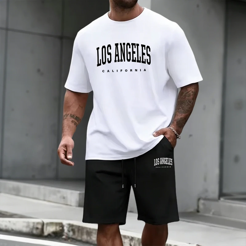 Men'S Fashion Trends 2025 - ชุดวอร์มผู้ชาย เสื้อแขนสั้นและกางเกงขาสั้นยาวระดับเข่า แฟชั่นลำลองประจำวันฤดูร้อนปี 2026 เสื้อยืด ชุดออกกำลังกาย