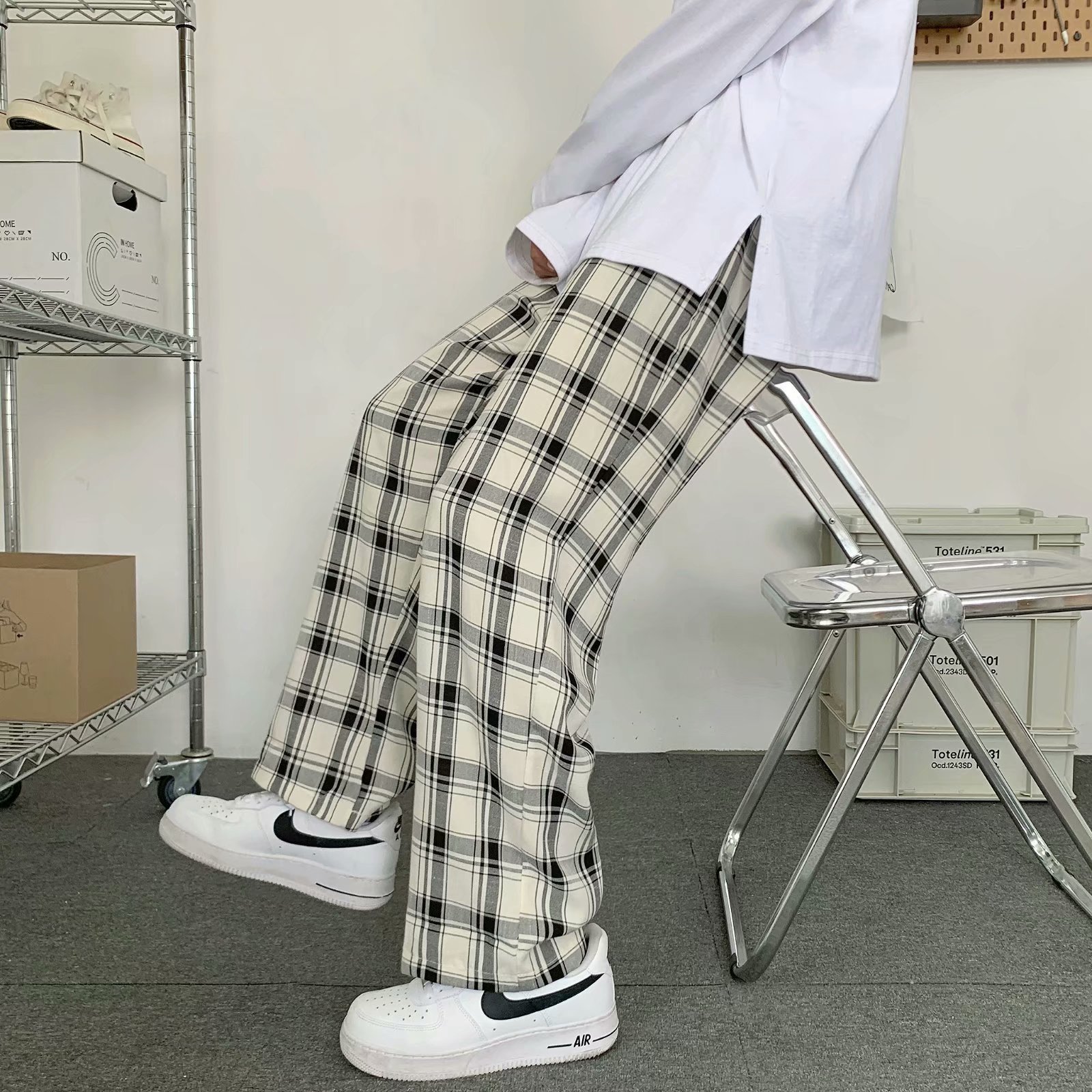Men Fashion Korean Style - กางเกงผู้ชายลายสก็อตสไตล์เกาหลี ทรงหลวม ขากว้าง ทรงตรง กางเกงลำลอง แฟชั่นสตรีทแวร์